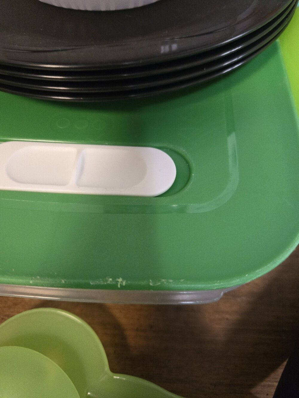 Tupperware Bundle - Picture 3 of 4